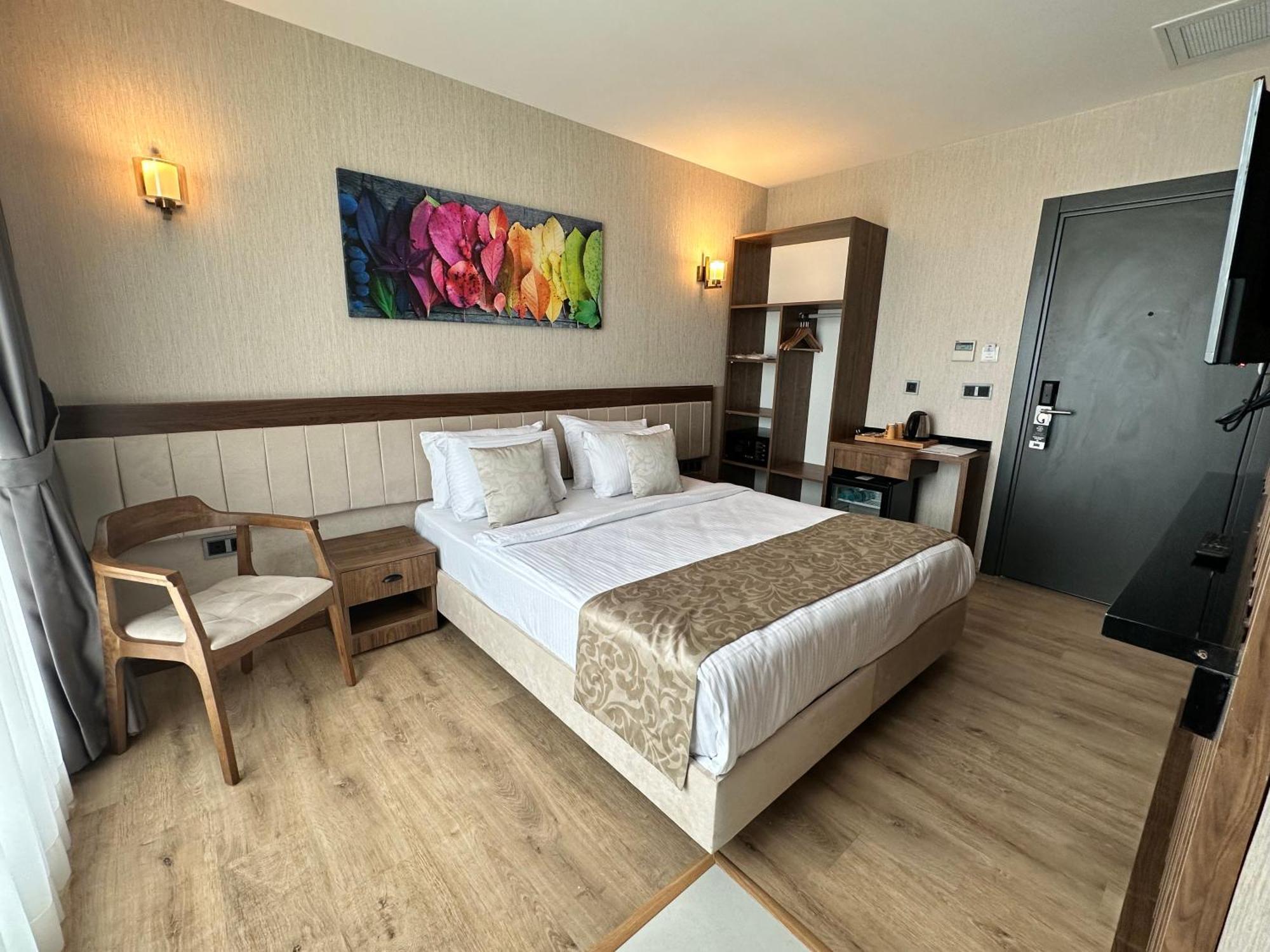 Trademark Collection By Wyndham Operla Airport Hotels Arnavutkoy ภายนอก รูปภาพ