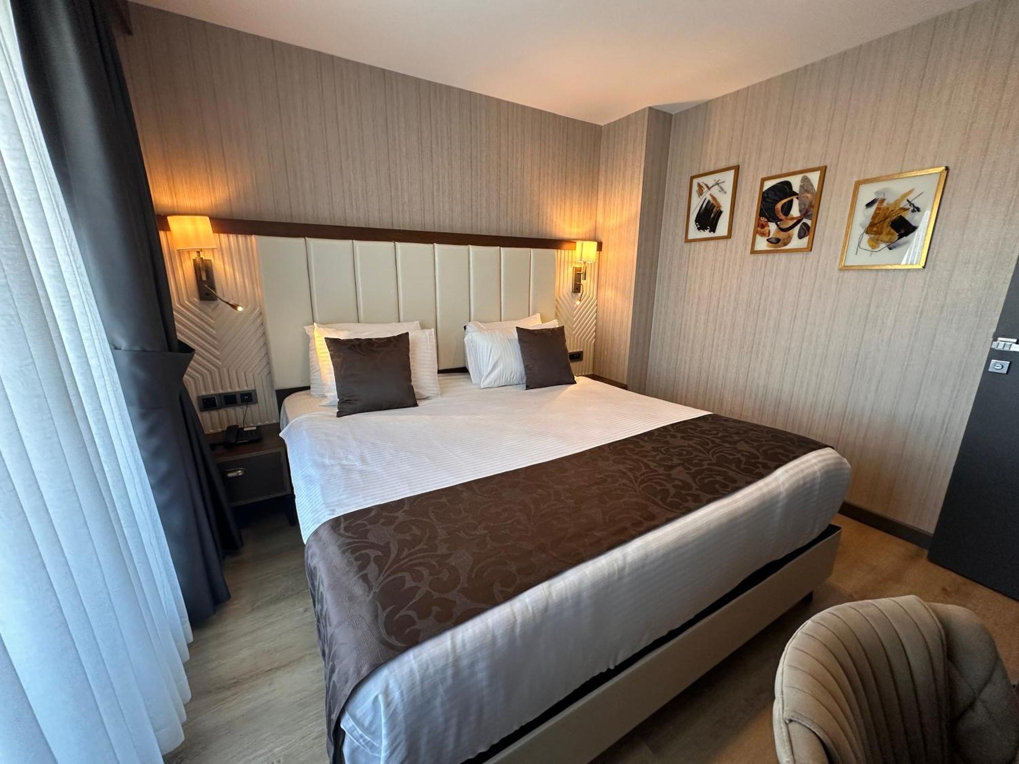 Trademark Collection By Wyndham Operla Airport Hotels Arnavutkoy ภายนอก รูปภาพ