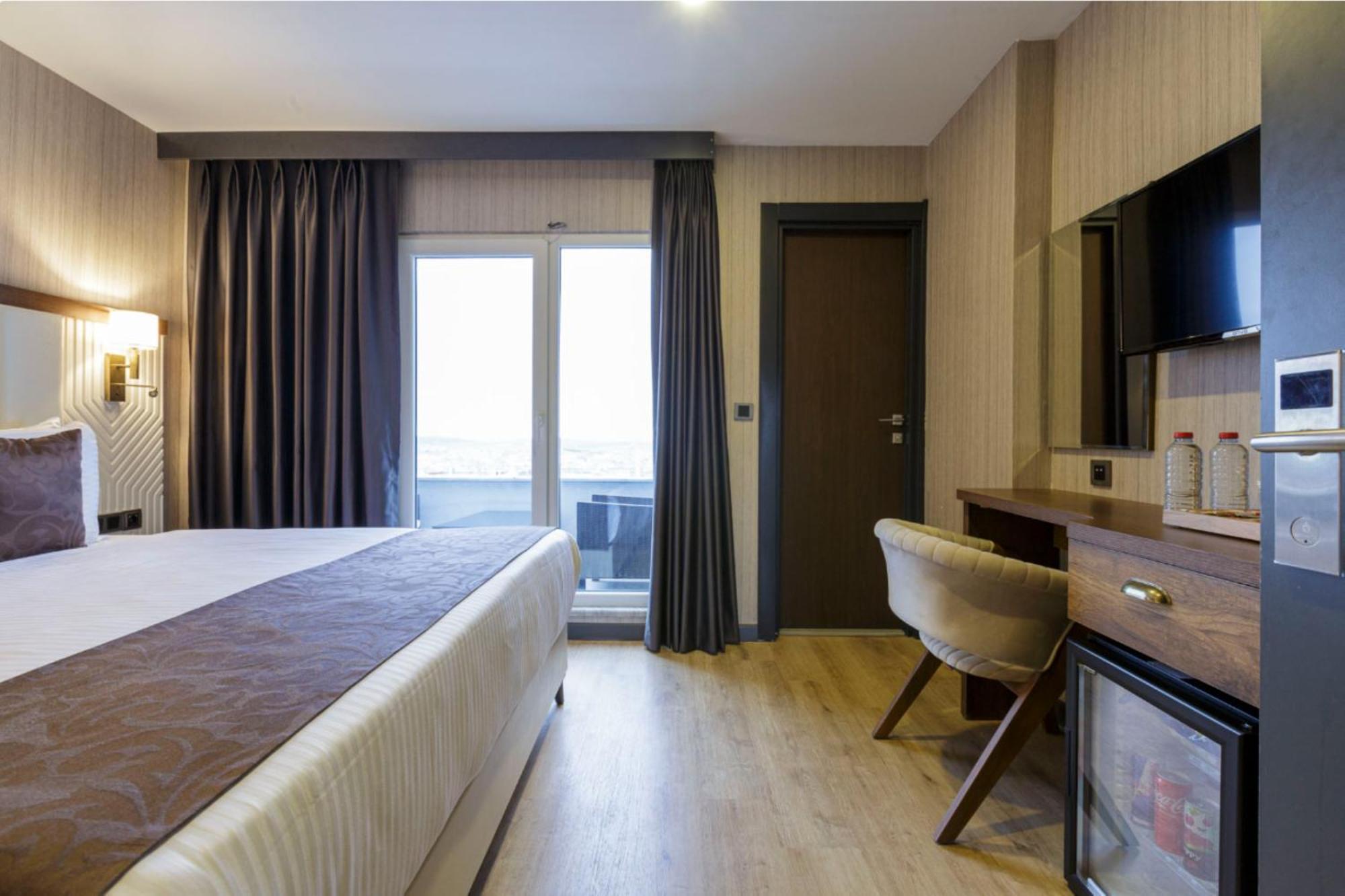 Trademark Collection By Wyndham Operla Airport Hotels Arnavutkoy ภายนอก รูปภาพ